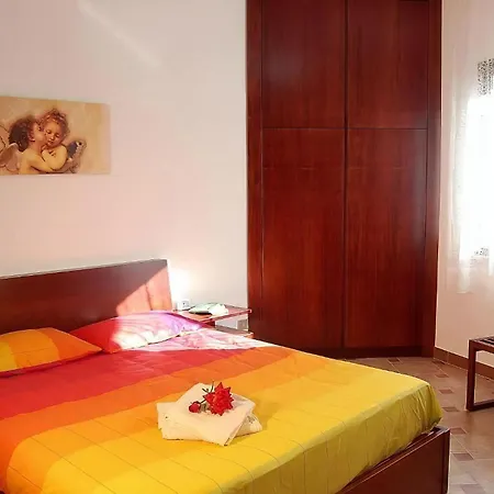 Haus Mit Meerblick Und Ausgestatteter Terrasse Holiday home